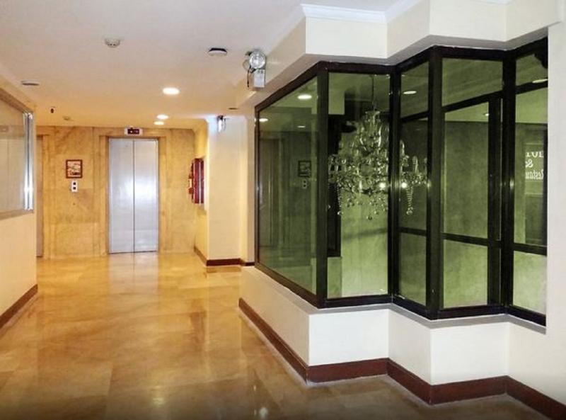Cherry Blossoms Hotel Манила Екстериор снимка