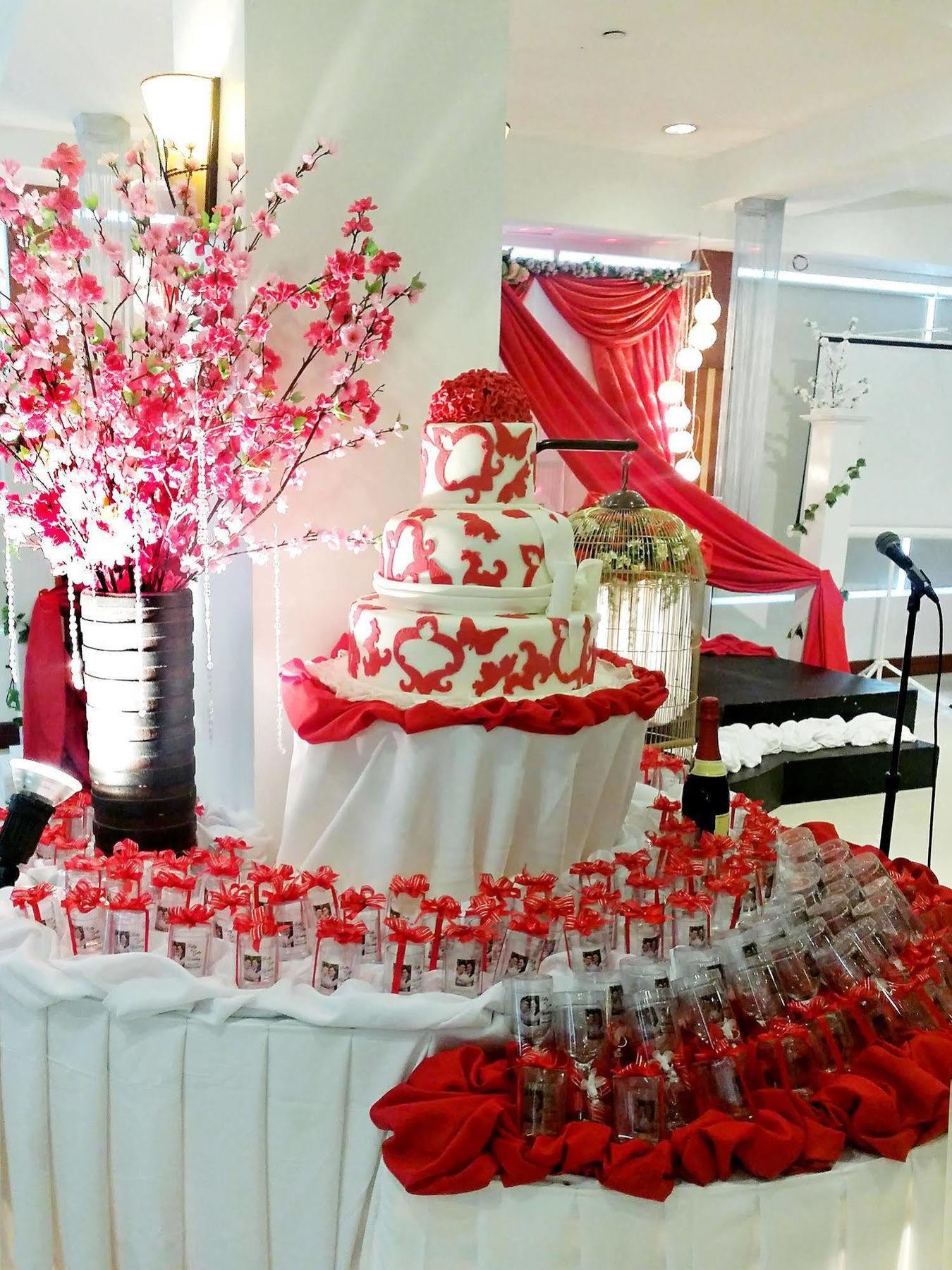 Cherry Blossoms Hotel Манила Екстериор снимка